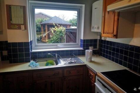 pine-tree-avenue-ct2-7sz-913197