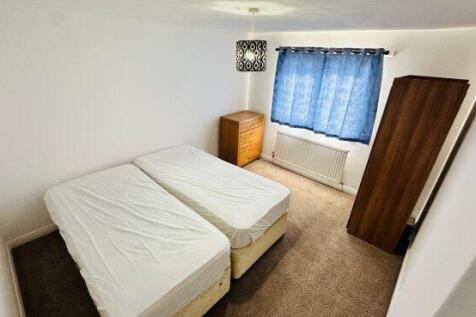 woodlands-avenue-rg5-3he-967020