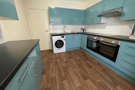 hillside-avenue-ct2-8ha-964035