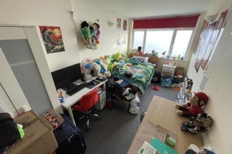 headcorn-drive-ct2-7tr-1015084