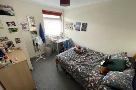 headcorn-drive-ct2-7tr-1015086