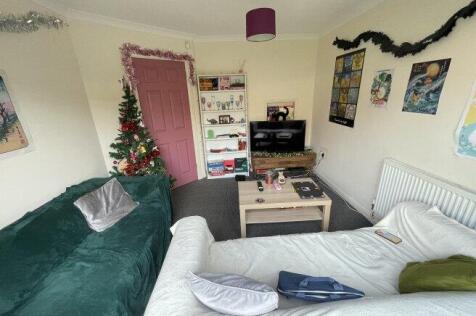 headcorn-drive-ct2-7tr-1015091