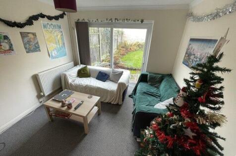 headcorn-drive-ct2-7tr-1015092