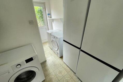 hillside-avenue-ct2-8ez-951991