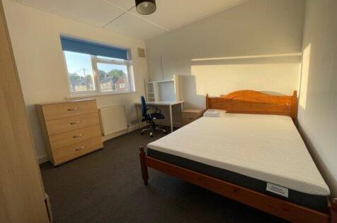 hillside-avenue-ct2-8ez-1015071