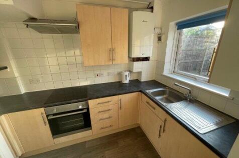 hillside-avenue-ct2-8ez-1015078