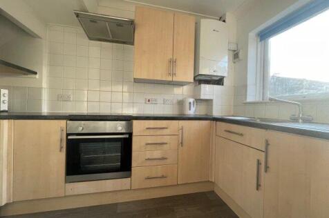 hillside-avenue-ct2-8ez-1015077