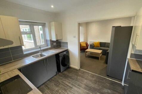 hillside-avenue-ct2-8ez-1014986