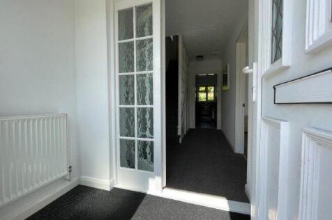 hillside-avenue-ct2-8ez-1014984