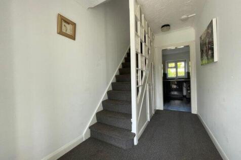 hillside-avenue-ct2-8ez-1014985