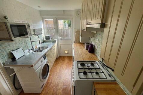 saint-stephen-s-close-ct2-7hy-1015224