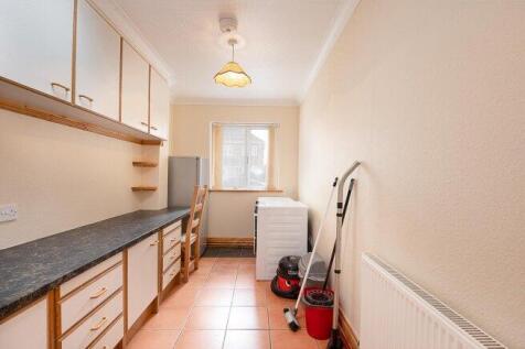 pine-avenue-bh12-4ag-920024