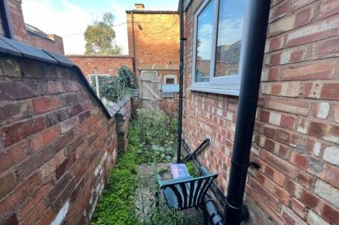 clarendon-park-road-le2-3an-995551