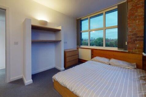 lower-brown-street-le1-5th-995739