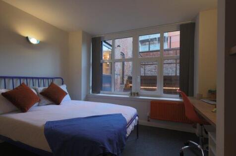 lower-brown-street-le1-5th-995713