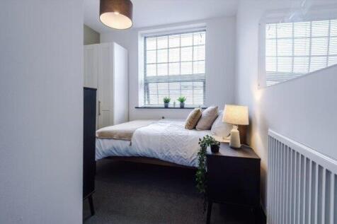 the-hosiery-factory-le1-5th-996110