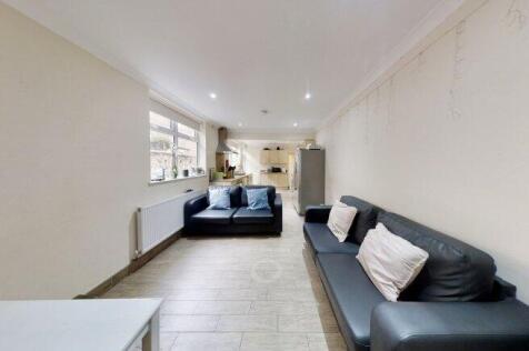 st-leonards-road-le2-1ws-995559