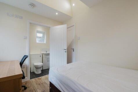 redshaw-close-m14-6jb-994938