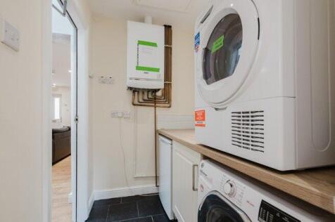 redshaw-close-m14-6jb-994953