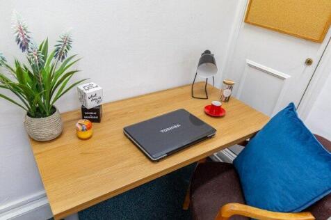 st-james-s-street-ng1-6fj-958784