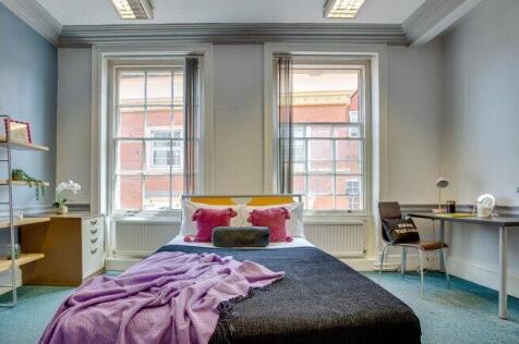 st-james-s-street-ng1-6fj-958803