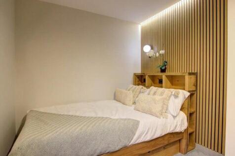 county-durham-dh1-4ds-997851