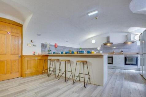 st-james-s-street-ng1-6fj-958822