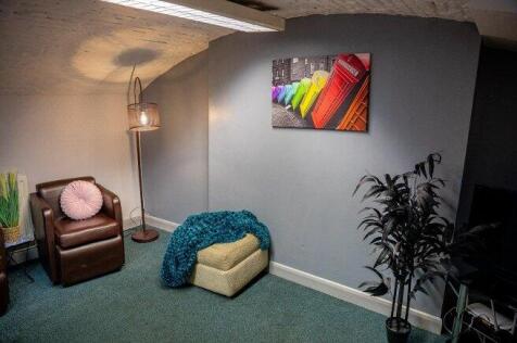 st-james-s-street-ng1-6fj-958736