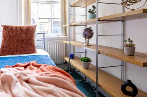 st-james-s-street-ng1-6fj-958739