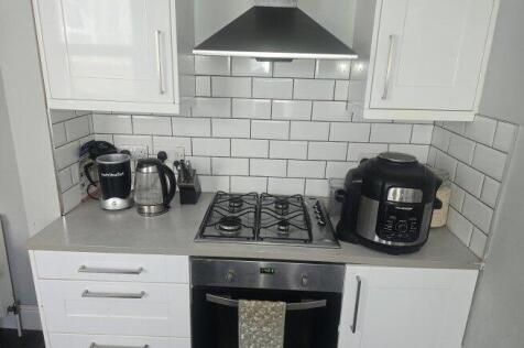 strover-street-me7-1jd-961220