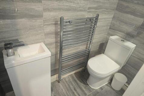 strover-street-me7-1jd-961221