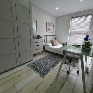 woodcroft-road-l15-2hq-970309