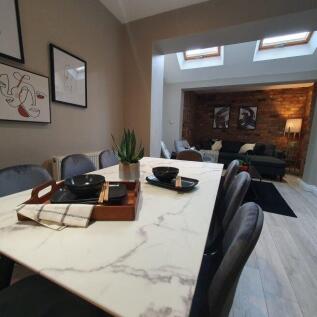 woodcroft-road-l15-2hq-970313