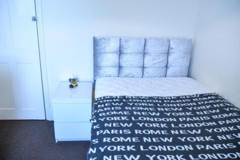 east-street-me7-1eh-915323