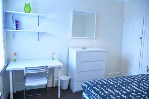 east-street-me7-1eh-915324