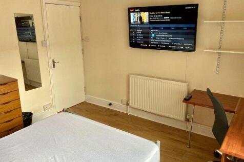 leopold-street-le11-5dn-931906