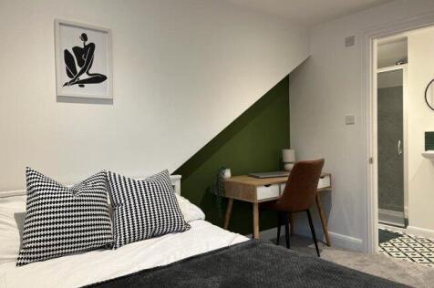 cornwall-road-me7-1lp-958872