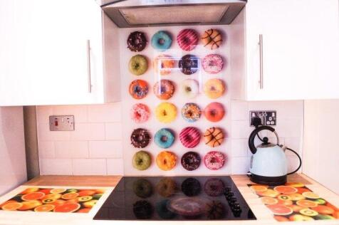 charter-street-me7-1ng-929376