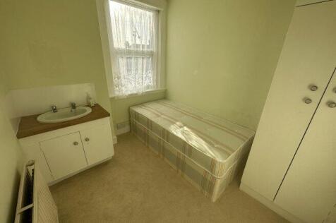 riffel-road-nw2-4pg-1021830