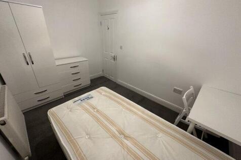 muswell-hill-broadway-n10-1bx-1021992