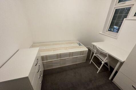 muswell-hill-broadway-n10-1bx-1022001