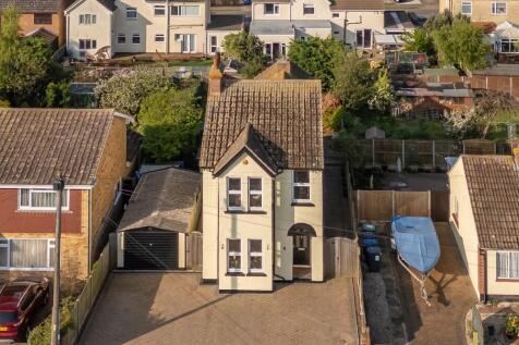 4 holmscroft