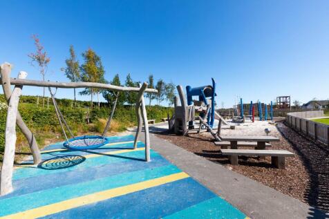 Local-Area local park and swing