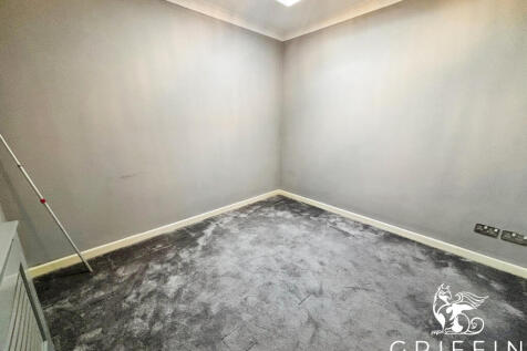 5901c7c0bedroom202