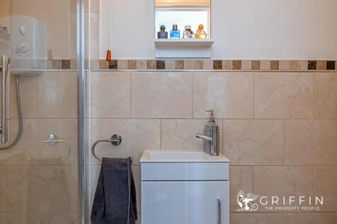 Shower Room Downstairs