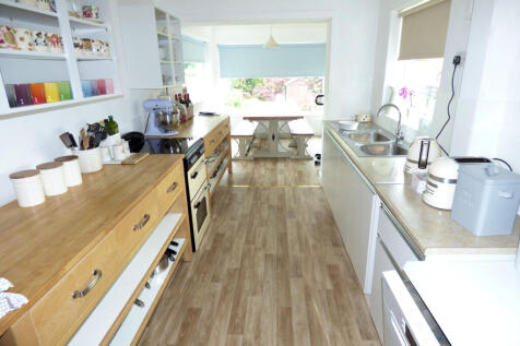kitchendining