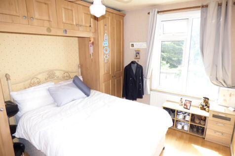 bed2