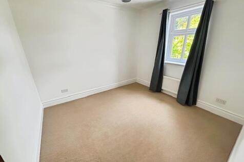 3a89a63fbedroom202