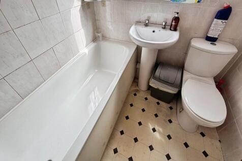 cd4f36a8bathroom