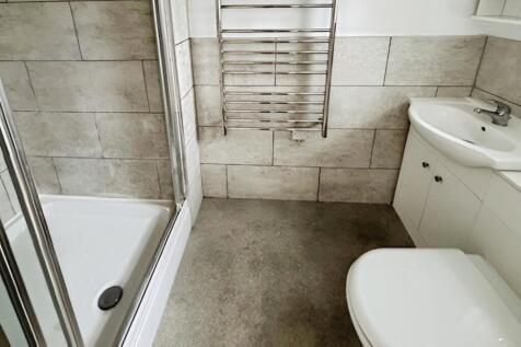 35a2103cbathroom